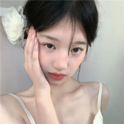 蓬门碧玉红颜泪
